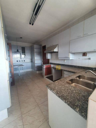 Imagem Apartamento com 3 Quartos à Venda, 294 m² em Centro - Americana Imagem Apartamento com 3 Quartos à Venda, 294 m² em Centro - Americana