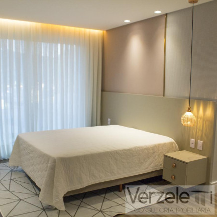 Imagem Casa com 4 Quartos à Venda, 634 m² em Barra - Balneário Camboriú