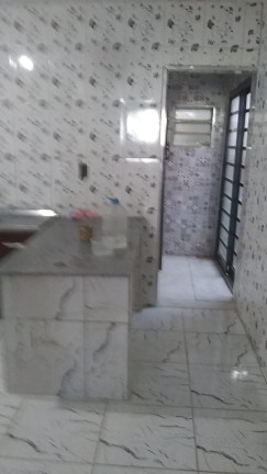 Imagem Casa com 2 Quartos à Venda, 125 m² em Guaratinguetá
