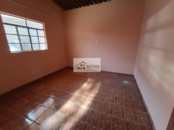 Imagem Casa com 2 Quartos à Venda, 360 m² em Jardim Ibirité - Ibirité