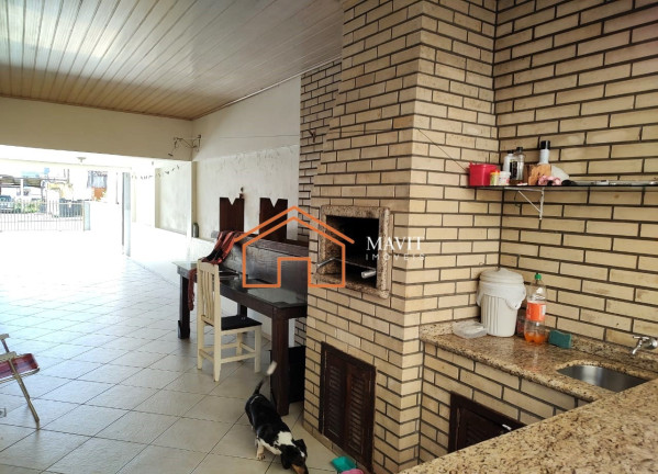Imagem Casa com 4 Quartos à Venda, 212 m² em Costa E Silva - Joinville Imagem Casa com 4 Quartos à Venda, 212 m² em Costa E Silva - Joinville