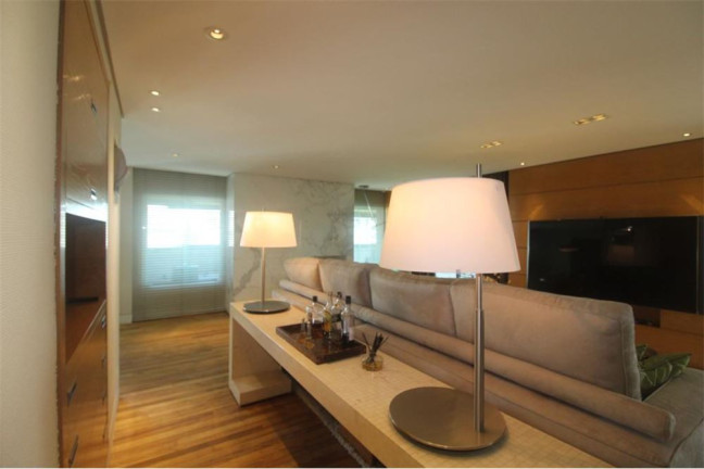 Imagem Apartamento com 3 Quartos à Venda, 386 m² em Vila Nova Conceição - São Paulo