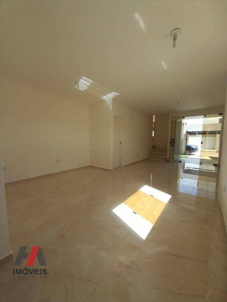 Imagem Casa com 3 Quartos à Venda, 150 m² em Centro - Eusébio Imagem Casa com 3 Quartos à Venda, 150 m² em Centro - Eusébio