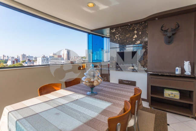 Imagem Apartamento com 2 Quartos à Venda, 95 m² em Menino Deus - Porto Alegre Imagem Apartamento com 2 Quartos à Venda, 95 m² em Menino Deus - Porto Alegre