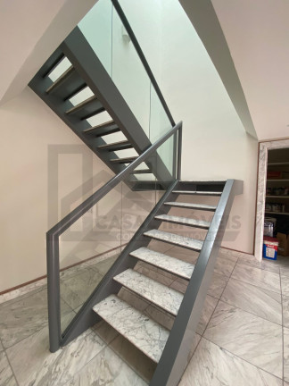 Imagem Imóvel com 4 Quartos à Venda, 650 m² em São Brás - Belém