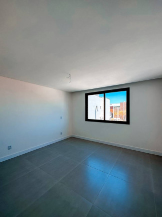 Imagem Casa com 4 Quartos à Venda, 252 m² em Papagaio - Feira De Santana Imagem Casa com 4 Quartos à Venda, 252 m² em Papagaio - Feira De Santana