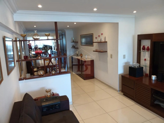 Imagem Imóvel com 4 Quartos à Venda, 243 m² em Icaraí - Niterói