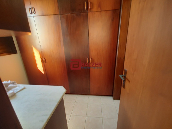 Imagem Apartamento com 4 Quartos à Venda, 295 m² em Centro - Florianópolis Imagem Apartamento com 4 Quartos à Venda, 295 m² em Centro - Florianópolis