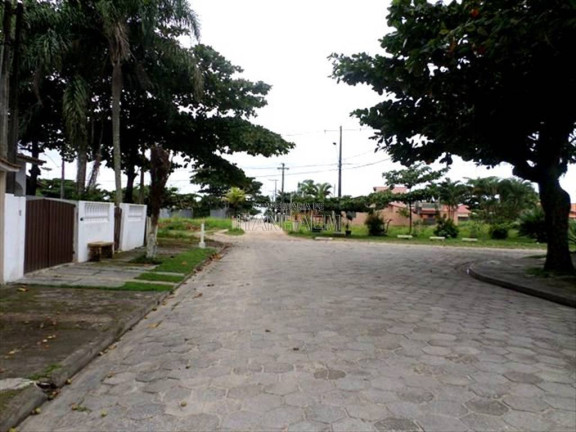 Imagem Casa com 4 Quartos à Venda, 150 m² em Jequitiba - Itanhaem