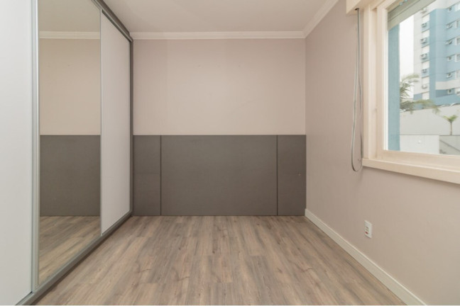 Imagem Apartamento com 3 Quartos à Venda, 72 m² em Chácara Das Pedras - Porto Alegre Imagem Apartamento com 3 Quartos à Venda, 72 m² em Chácara Das Pedras - Porto Alegre
