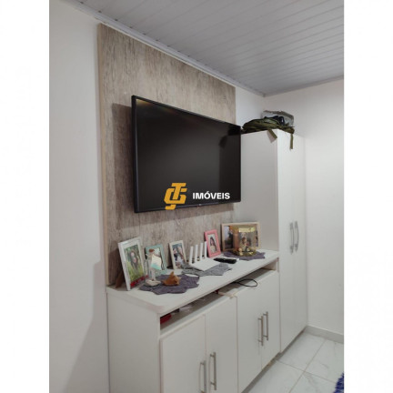 Imagem Casa com 2 Quartos à Venda, em Tabuleiro - Camboriú Imagem Casa com 2 Quartos à Venda, em Tabuleiro - Camboriú