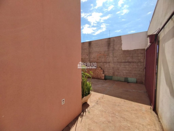 Imagem Casa com 3 Quartos à Venda, 250 m² em Parque Das Laranjeiras - Uberaba Imagem Casa com 3 Quartos à Venda, 250 m² em Parque Das Laranjeiras - Uberaba
