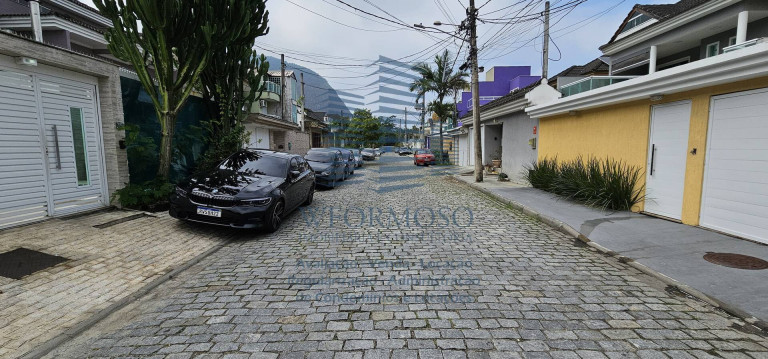 Imagem Casa com 3 Quartos à Venda, 266 m² em Vargem Pequena - Rio De Janeiro Imagem Casa com 3 Quartos à Venda, 266 m² em Vargem Pequena - Rio De Janeiro