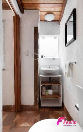 Imagem Casa com 5 Quartos à Venda, 150 m² em Barra Da Lagoa - Florianópolis Imagem Casa com 5 Quartos à Venda, 150 m² em Barra Da Lagoa - Florianópolis