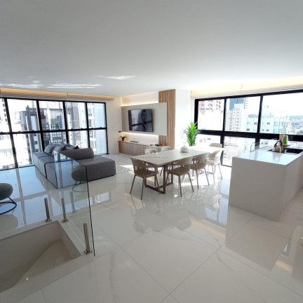 Imagem Apartamento com 4 Quartos à Venda, 225 m² em Centro - Balneário Camboriú Imagem Apartamento com 4 Quartos à Venda, 225 m² em Centro - Balneário Camboriú