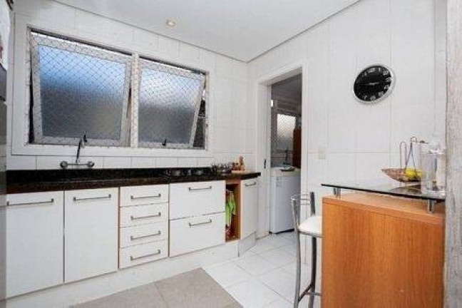 Imagem Apartamento com 2 Quartos à Venda, 71 m² em Petrópolis - Porto Alegre