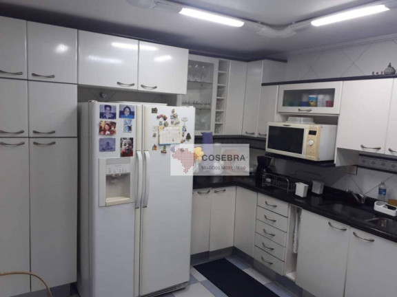 Imagem Casa com 5 Quartos à Venda ou Locação, 380 m² em Brooklin - São Paulo Imagem Casa com 5 Quartos à Venda ou Locação, 380 m² em Brooklin - São Paulo