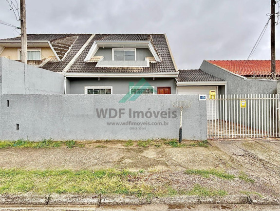 Casa com 3 Quartos à Venda, 138 m² em Guaraituba - Colombo