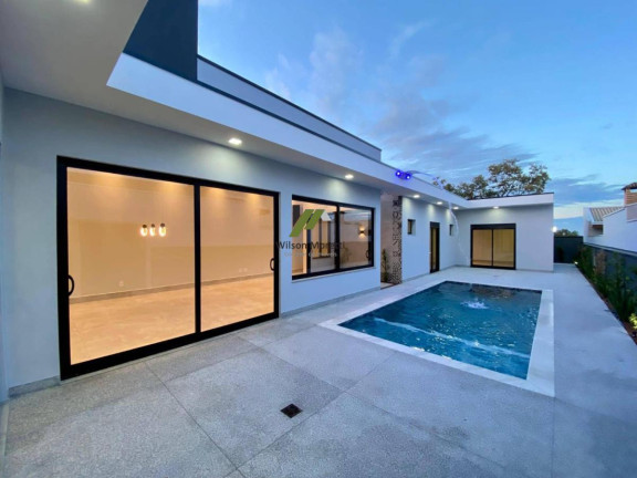 Imagem Casa de Condomínio com 3 Quartos à Venda, 250 m²