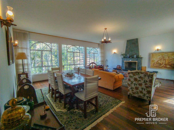 Imagem Casa com 4 Quartos à Venda, 330 m² em Albuquerque - Teresópolis Imagem Casa com 4 Quartos à Venda, 330 m² em Albuquerque - Teresópolis