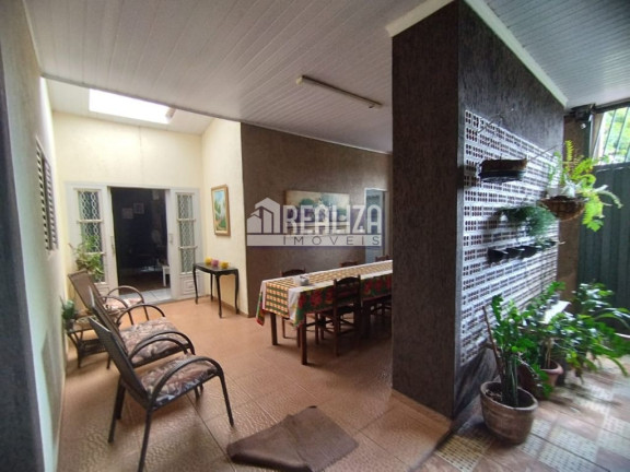Imagem Sobrado com 4 Quartos à Venda, 138 m² em Parque Das Gameleiras - Uberaba Imagem Sobrado com 4 Quartos à Venda, 138 m² em Parque Das Gameleiras - Uberaba