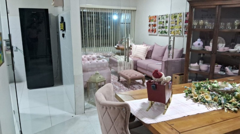 Imagem Casa com 4 Quartos à Venda, 190 m² em Parque 10 De Novembro - Manaus Imagem Casa com 4 Quartos à Venda, 190 m² em Parque 10 De Novembro - Manaus