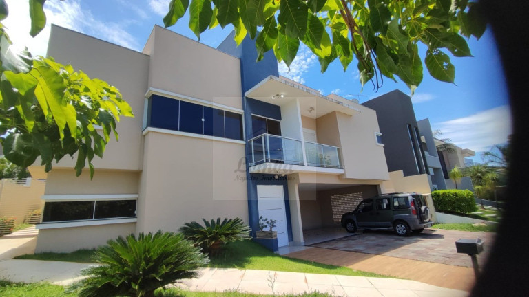 Imagem Casa com 5 Quartos à Venda, 382 m² em Jardim Itália - Cuiabá Imagem Casa com 5 Quartos à Venda, 382 m² em Jardim Itália - Cuiabá