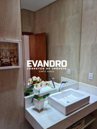 Imagem Casa com 4 Quartos à Venda, 375 m² em Condomínio Belvedere - Cuiabá Imagem Casa com 4 Quartos à Venda, 375 m² em Condomínio Belvedere - Cuiabá