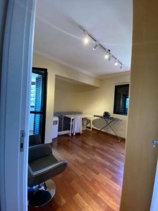 Imagem Apartamento com 4 Quartos à Venda, 220 m² em Alphaville - Barueri Imagem Apartamento com 4 Quartos à Venda, 220 m² em Alphaville - Barueri