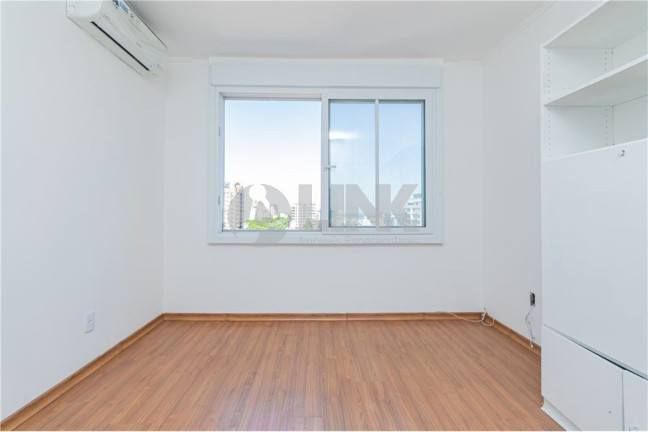 Imagem Apartamento com 4 Quartos à Venda, 143 m² em Higienópolis - Porto Alegre Imagem Apartamento com 4 Quartos à Venda, 143 m² em Higienópolis - Porto Alegre