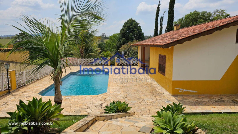 Imagem Chácara com 4 Quartos à Venda, 680 m² em Centro - Piracaia