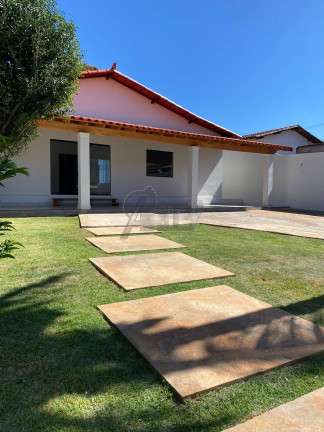 Imagem Casa com 3 Quartos à Venda, 400 m² em Vila Atlântida - Montes Claros Imagem Casa com 3 Quartos à Venda, 400 m² em Vila Atlântida - Montes Claros