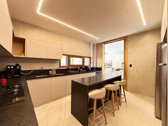 Imagem Casa de Condomínio com 5 Quartos à Venda, 594 m² em Mata De São João - Mata De São João