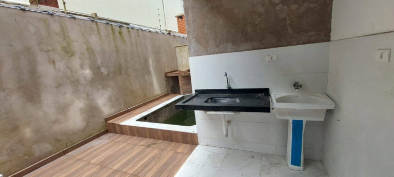 Imagem Sobrado com 2 Quartos à Venda, 107 m² em Vila Atlântica - Mongaguá Imagem Sobrado com 2 Quartos à Venda, 107 m² em Vila Atlântica - Mongaguá