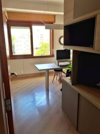 Imagem Apartamento com 3 Quartos à Venda, 170 m² em Moinhos De Vento - Porto Alegre