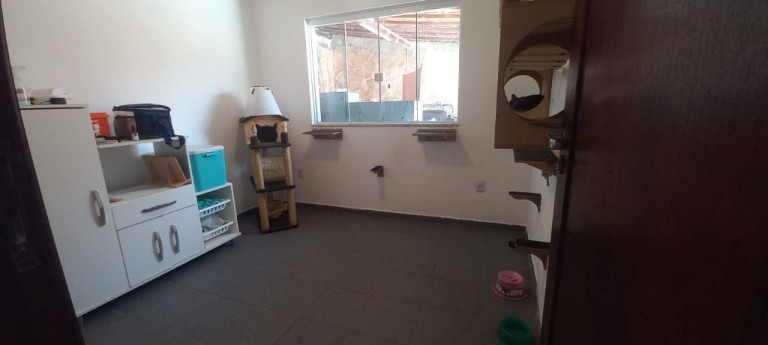 Imagem Casa com 5 Quartos à Venda, 240 m² em Salvador
