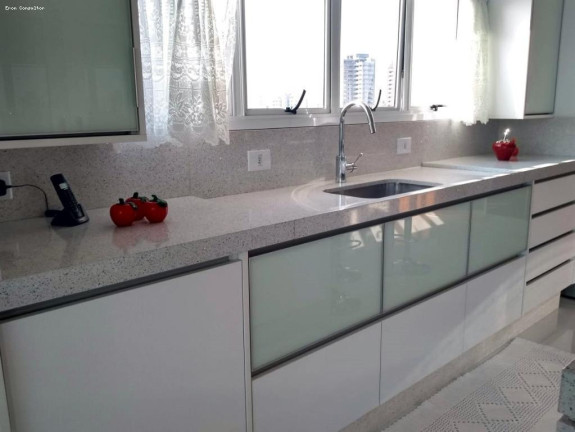 Imagem Apartamento com 3 Quartos à Venda, 332 m² Imagem Apartamento com 3 Quartos à Venda, 332 m²
