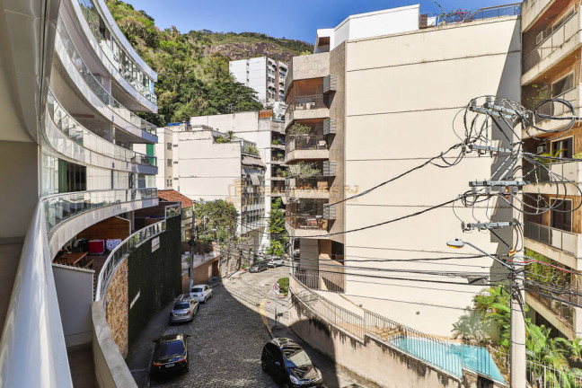 Imagem Apartamento com 5 Quartos à Venda, 163 m² em Lagoa - Rio De Janeiro Imagem Apartamento com 5 Quartos à Venda, 163 m² em Lagoa - Rio De Janeiro