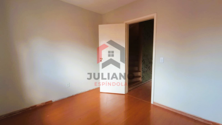 Imagem Casa com 2 Quartos à Venda, 101 m² em Jardim Itu - Porto Alegre Imagem Casa com 2 Quartos à Venda, 101 m² em Jardim Itu - Porto Alegre