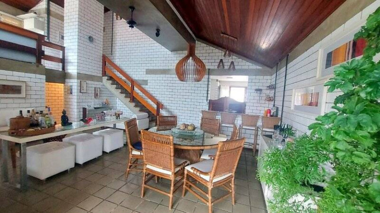 Imagem Casa com 5 Quartos à Venda, 600 m² em Parque Turístico - Peruíbe Imagem Casa com 5 Quartos à Venda, 600 m² em Parque Turístico - Peruíbe
