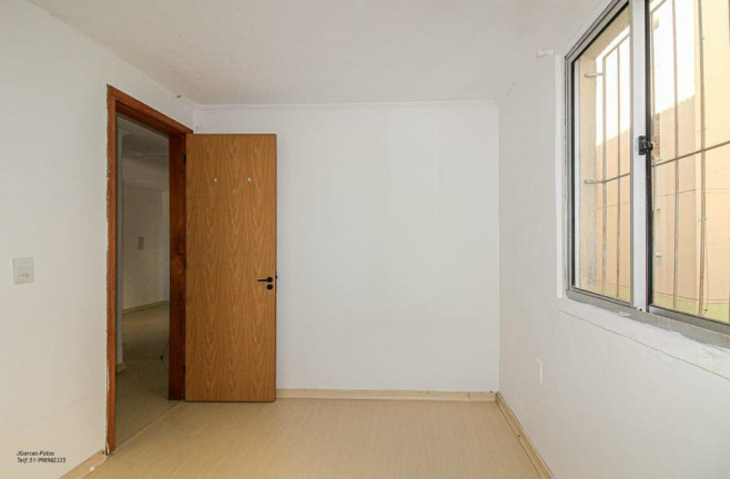 Imagem Apartamento com 2 Quartos à Venda, 38 m² em Vila Nova - Porto Alegre