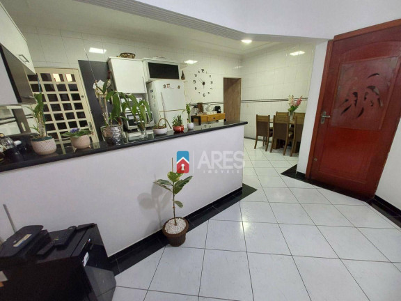 Casa com 3 Quartos à Venda, 132 m² em Parque Nova Carioba - Americana