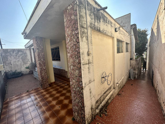 Imagem Casa com 2 Quartos para Alugar, 400 m² em Centro - Botucatu