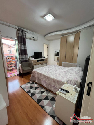 Imagem Casa de Condomínio com 2 Quartos à Venda, 108 m² em Jardim Califórnia - Jacareí