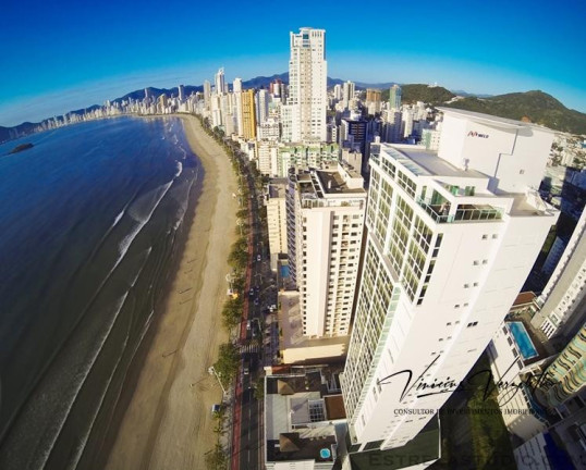 Imagem Apartamento com 3 Quartos à Venda, 214 m² em Centro - Balneário Camboriú Imagem Apartamento com 3 Quartos à Venda, 214 m² em Centro - Balneário Camboriú