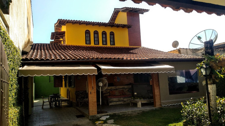 Imagem Sobrado com 3 Quartos à Venda, em Bracuí (cunhambebe) - Angra Dos Reis Imagem Sobrado com 3 Quartos à Venda, em Bracuí (cunhambebe) - Angra Dos Reis