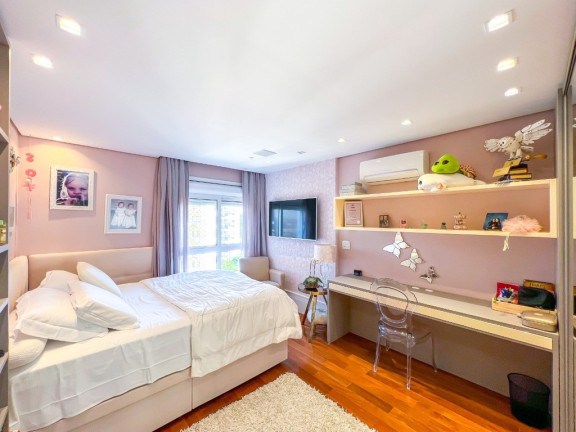 Imagem Apartamento com 3 Quartos à Venda, 209 m² em Higienópolis - Porto Alegre Imagem Apartamento com 3 Quartos à Venda, 209 m² em Higienópolis - Porto Alegre