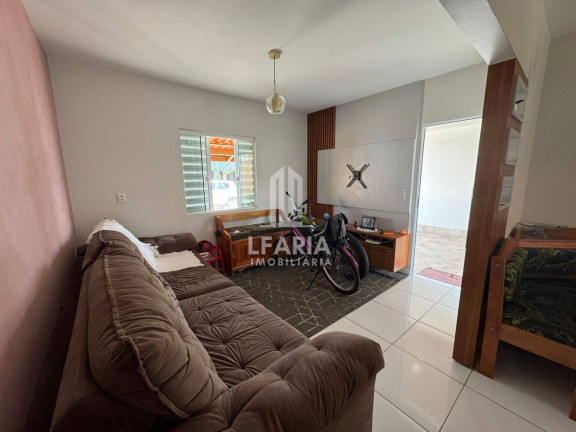 Imagem Casa com 5 Quartos à Venda, 179 m² em Itapema Do Saí - Itapoá Imagem Casa com 5 Quartos à Venda, 179 m² em Itapema Do Saí - Itapoá