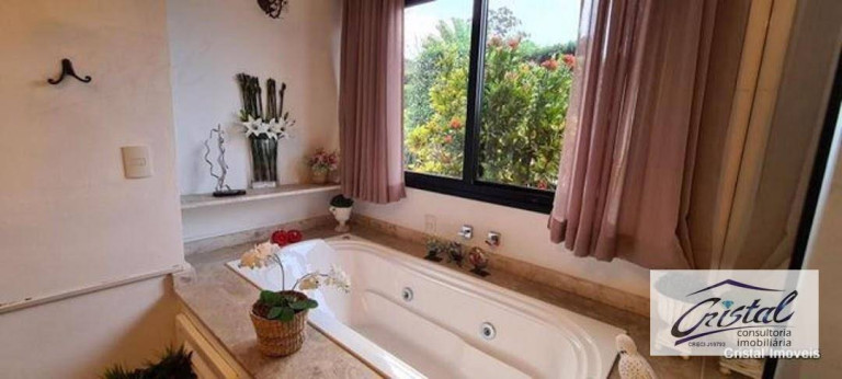 Imagem Casa com 3 Quartos à Venda, 558 m² em Granja Viana - Cotia Imagem Casa com 3 Quartos à Venda, 558 m² em Granja Viana - Cotia