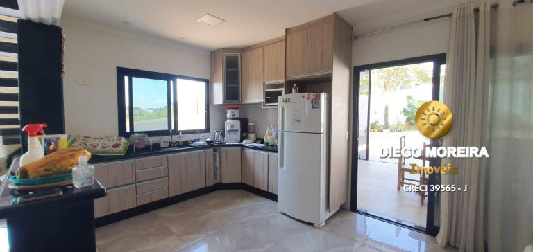 Imagem Casa com 4 Quartos à Venda, 400 m² em Terra Preta - Mairiporã Imagem Casa com 4 Quartos à Venda, 400 m² em Terra Preta - Mairiporã